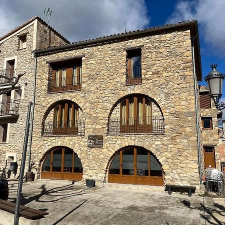 Hostal Centre Del Montsec Llimiana 외부 사진